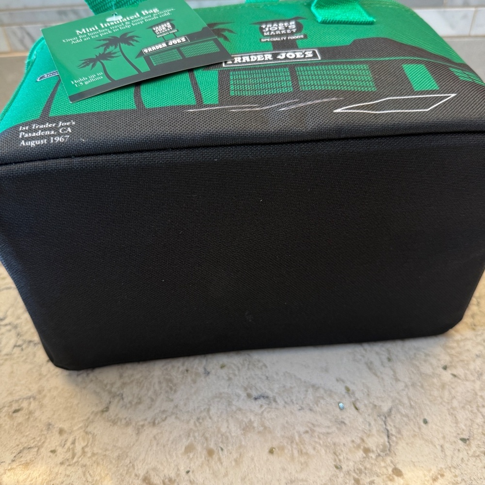 NWt - Green Trader Joe's Mini insulated‎ bag - Picture 3 of 10